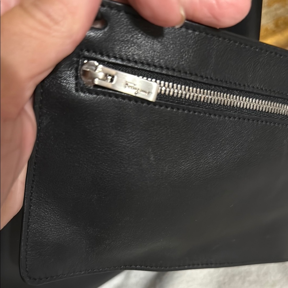 Salvatore Ferragamo Black Leather Hobo Bag with wallet and detachable pouch - Picture 11 of 16